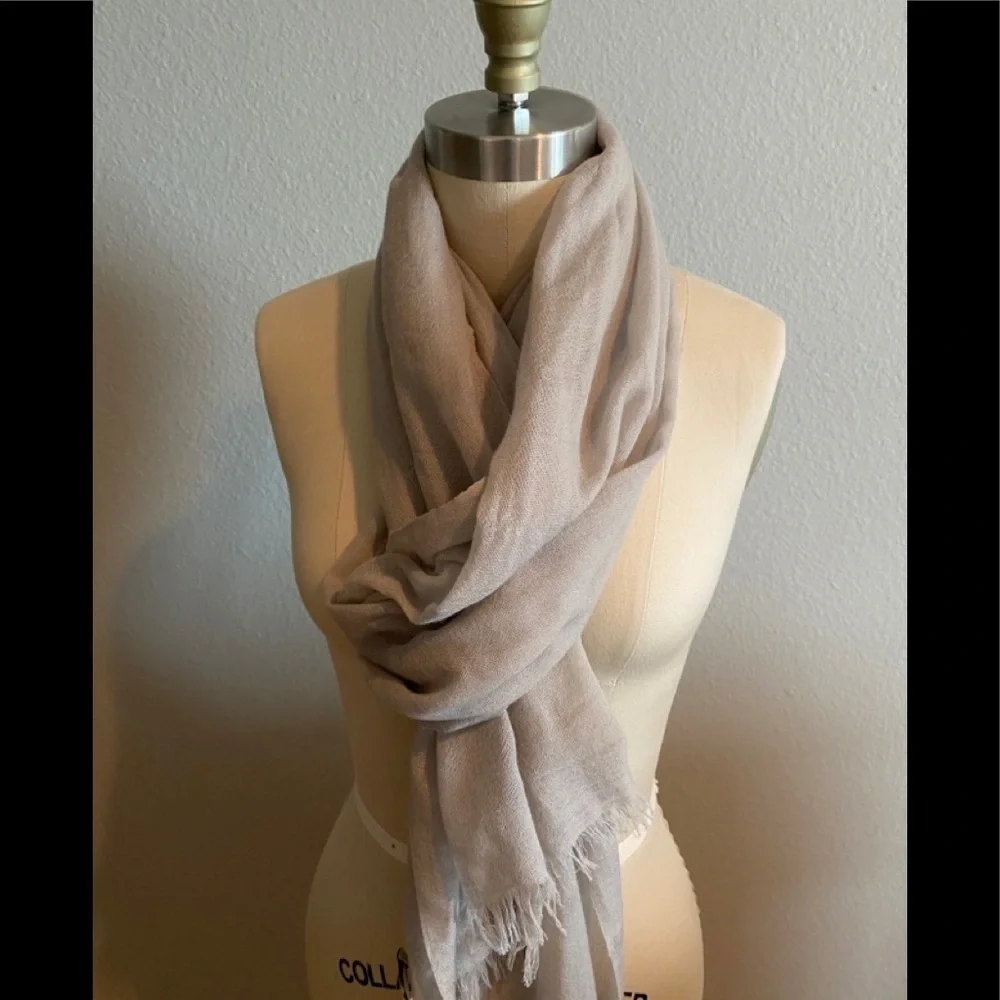 Neiman Marcus Cashmere Gauzy Distressed Scarf Bone​​​​​​​​​